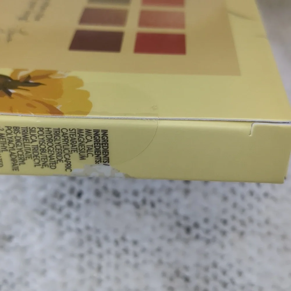 Laura Geller Seasonless Staples 12 Shade Eyeshadow Palette in Wildfl, 14g/0.49oz